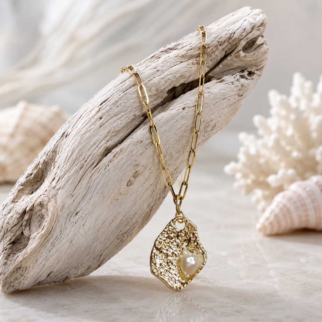 Pearl Oyster Pendant Necklace